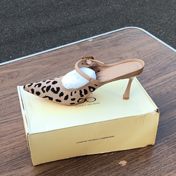 Shoes - Leopard Print Women's Heels